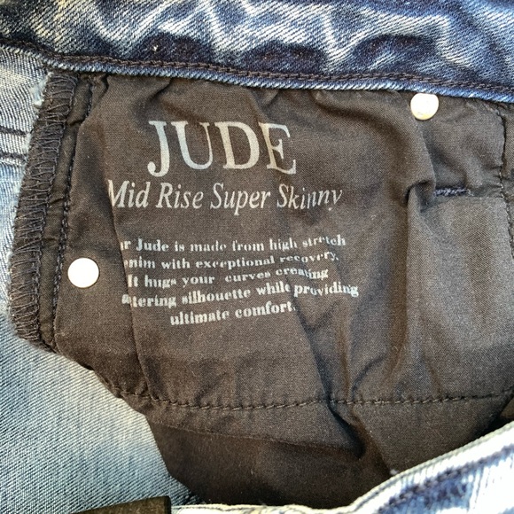 Black Orchid Jude Mid Rise Skinny Jeans Acid Wash - Picture 6 of 7